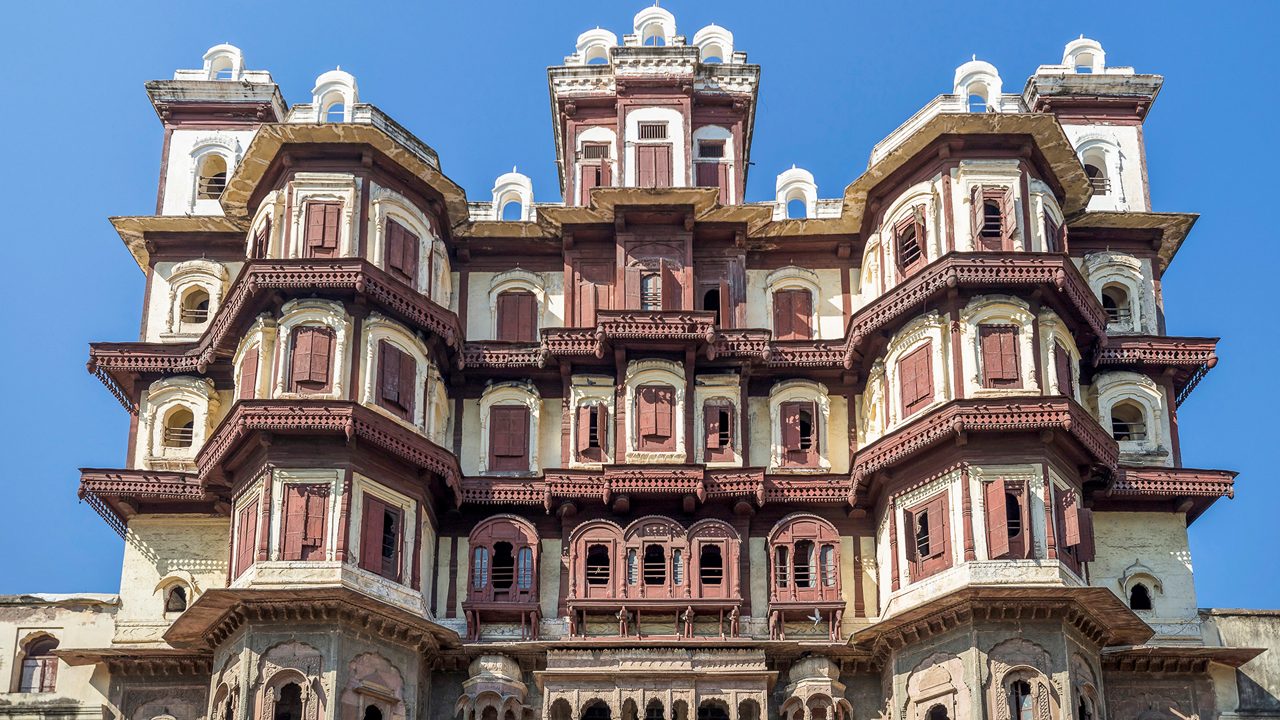 Day 01: Hyderabad – Indore